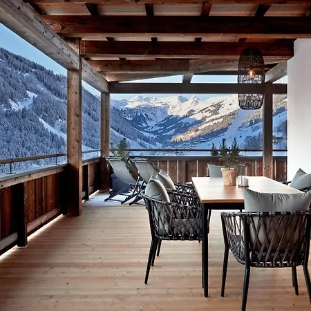 Mei.berg Premium View Hotel apartamentowy 4*