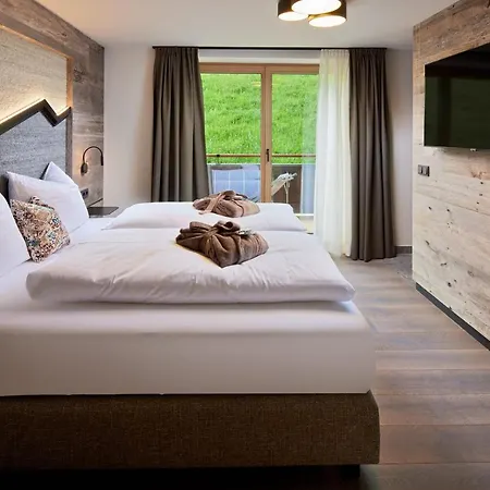 Mei.berg Premium View Saalbach-Hinterglemm